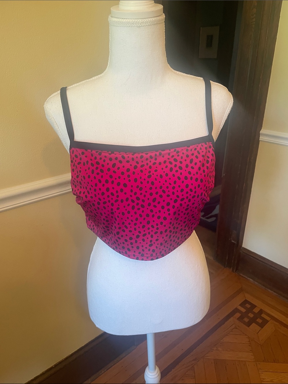 all in motion Fuschia Polka Dot Cropped Cami with Black Trim
